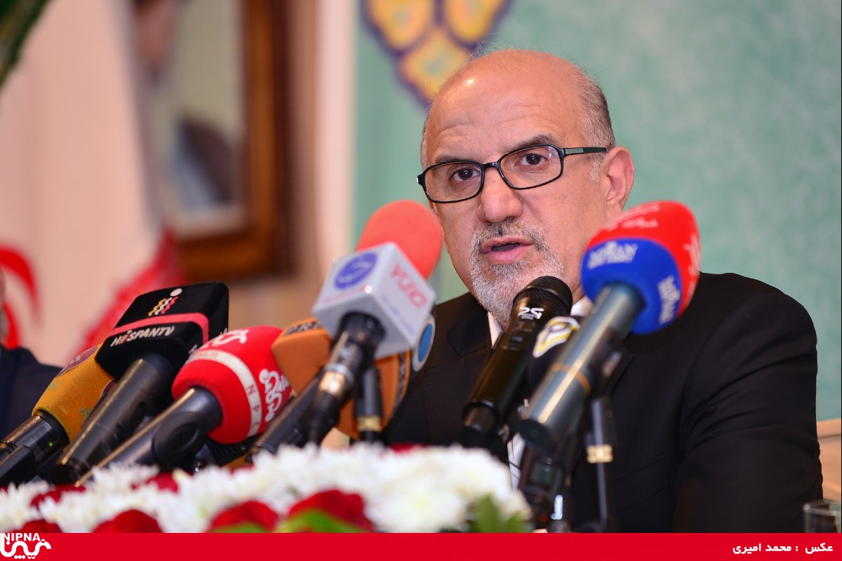 نشست خبری مهندس محمدی معاون وزیر نفت و مدیر عامل شرکت ملی صنایع پتروشیمی با اصحاب رسانه-98/6/25 26