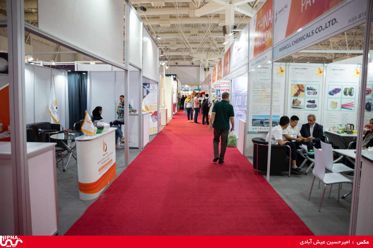 سالن 35 در اولین روز از سیزدهمین نمایشگاه ایران پلاست 6