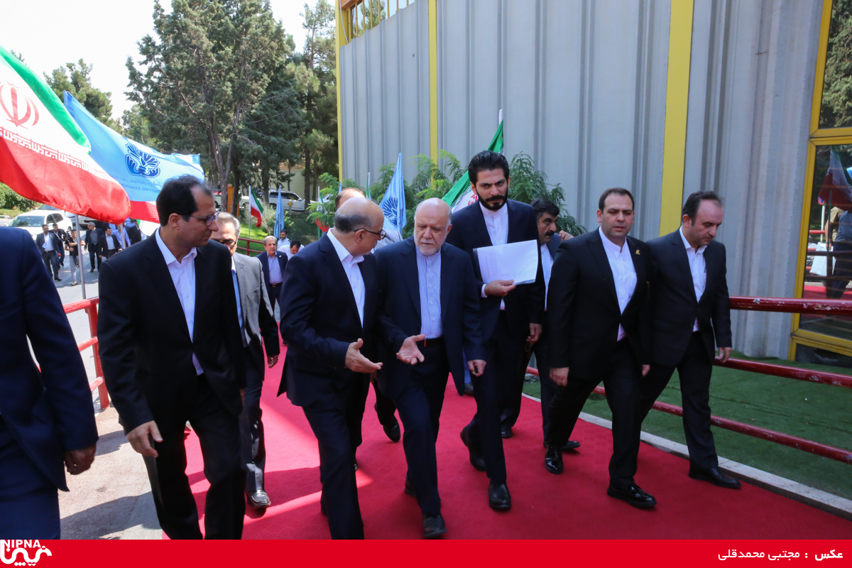 بازدید وزیر نفت از سیزدهمین نمایشگاه ایران پلاست  12