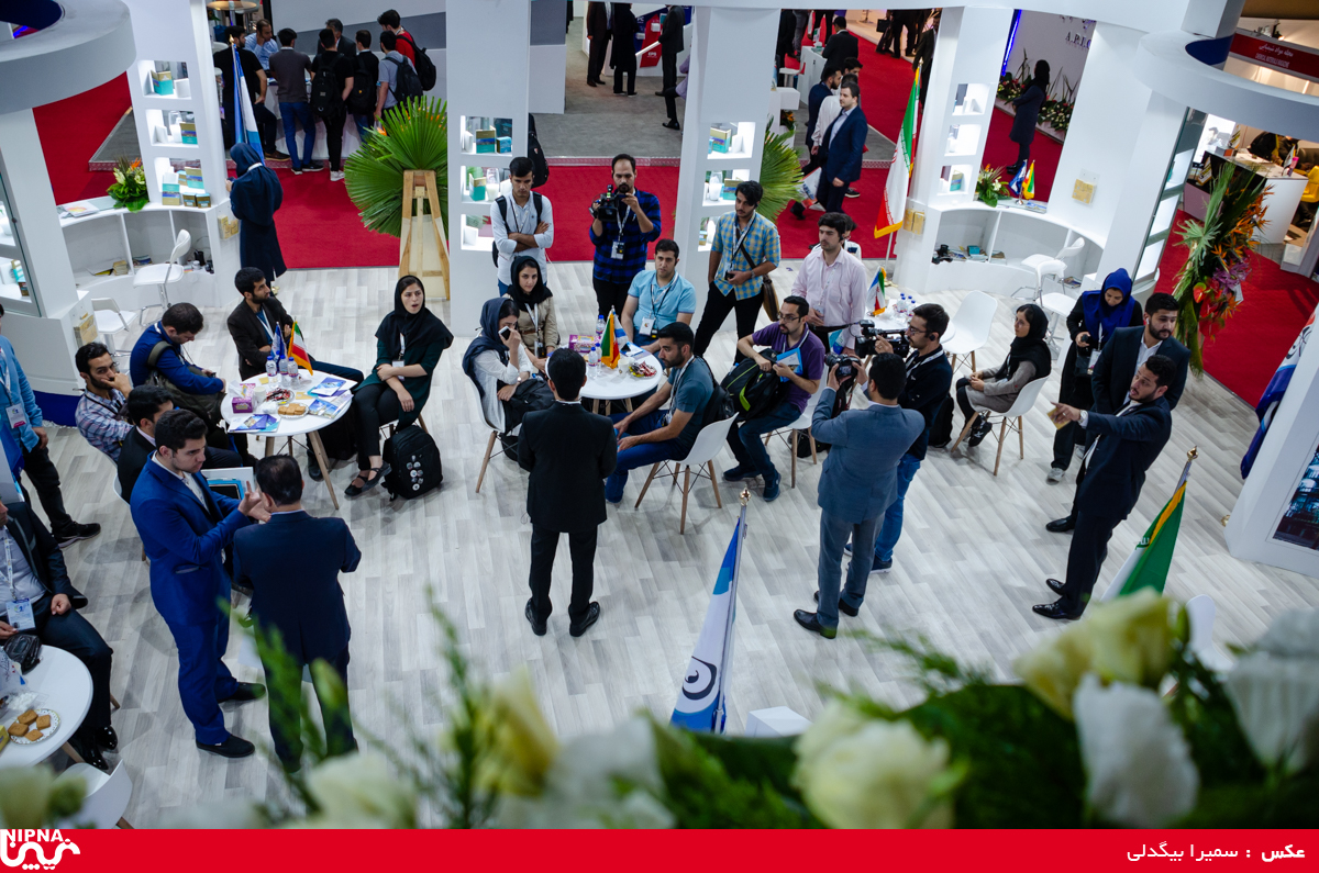 بازدید دانشجویان مهندسی پلیمر و شیمی دانشگاه تهران از سیزدهمین نمایشگاه ایران پلاست 9