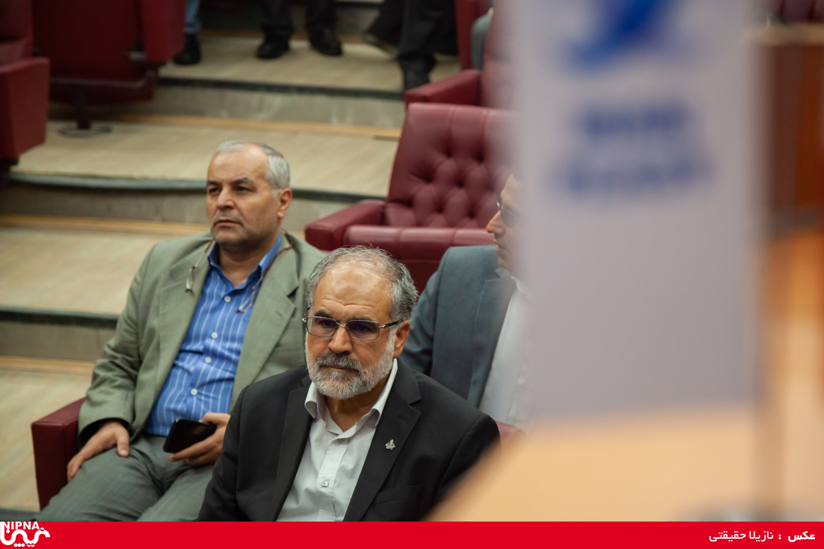 امضای قرارداد بین پژوهش و فناوری و پتروشیمی شهید تندگویان 1