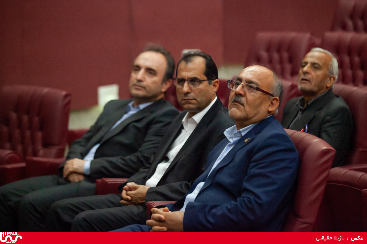 امضای قرارداد بین پژوهش و فناوری و پتروشیمی شهید تندگویان 3