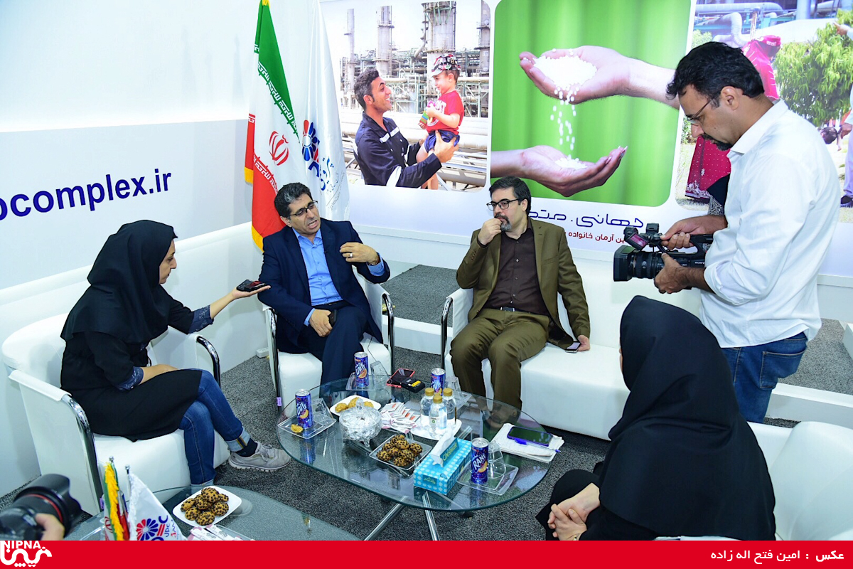 غرفه شرکت ملی صنایع پتروشیمی در دومین روز از نمایشگاه سیزدهم ایران پلاست  14