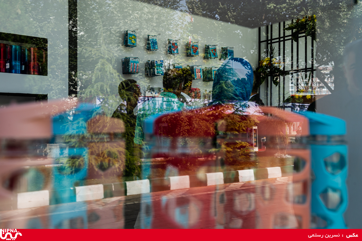 حاشیه محیطی در دومین روز از سیزدهمین نمایشگاه ایران پلاست 15