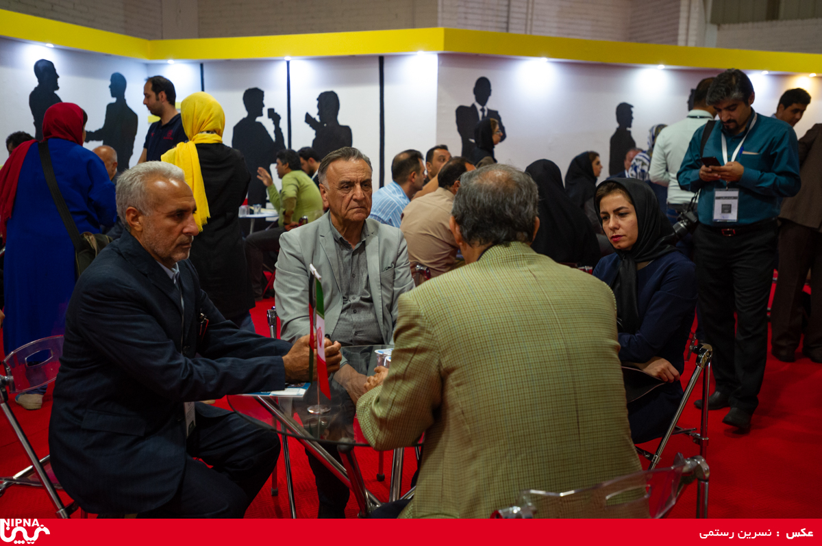 برگزاری جلسات مذاکرات تجاری B to B در سومین روز از نمایشگاه سیزدهم ایران پلاست 15