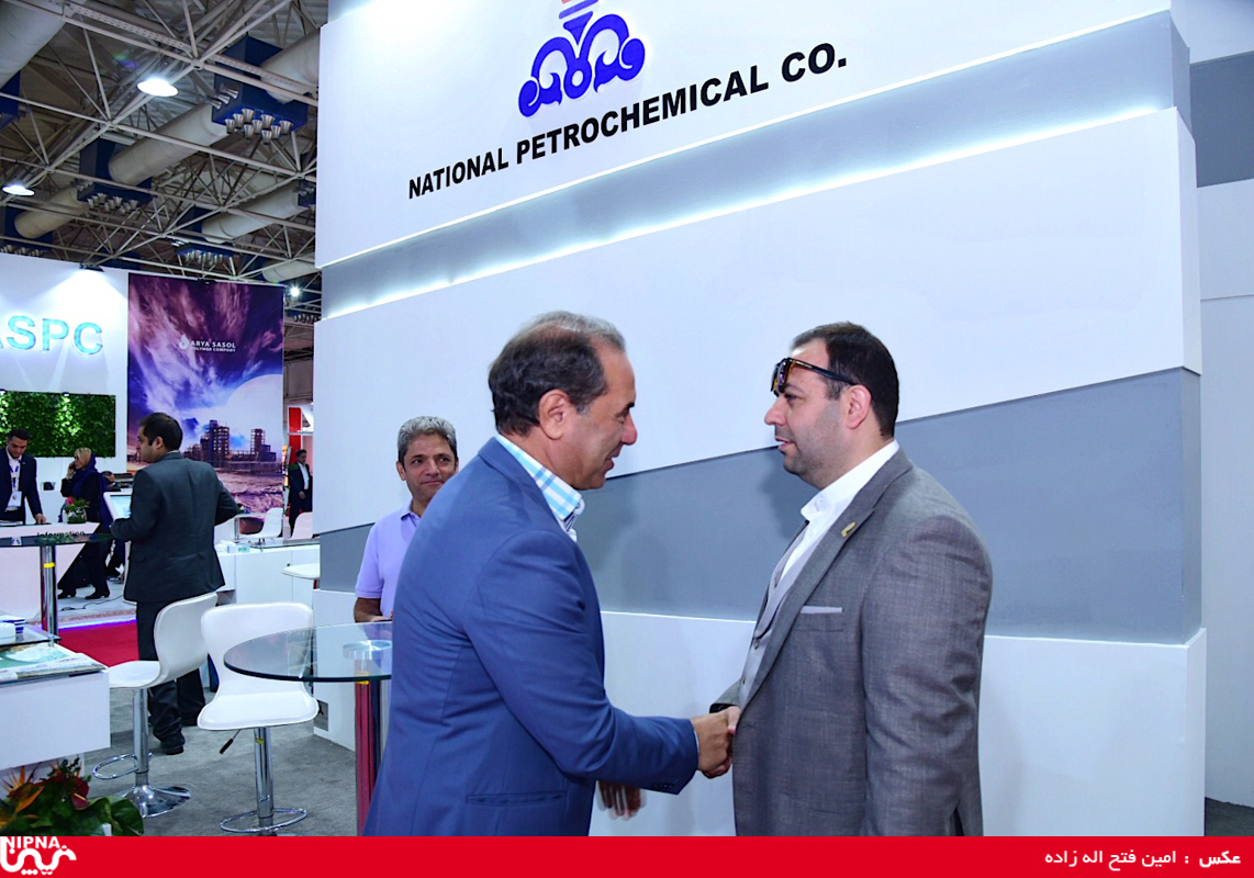 غرفه شرکت ملی صنایع پتروشیمی در سومین روز از نمایشگاه سیزدهم ایران پلاست 15