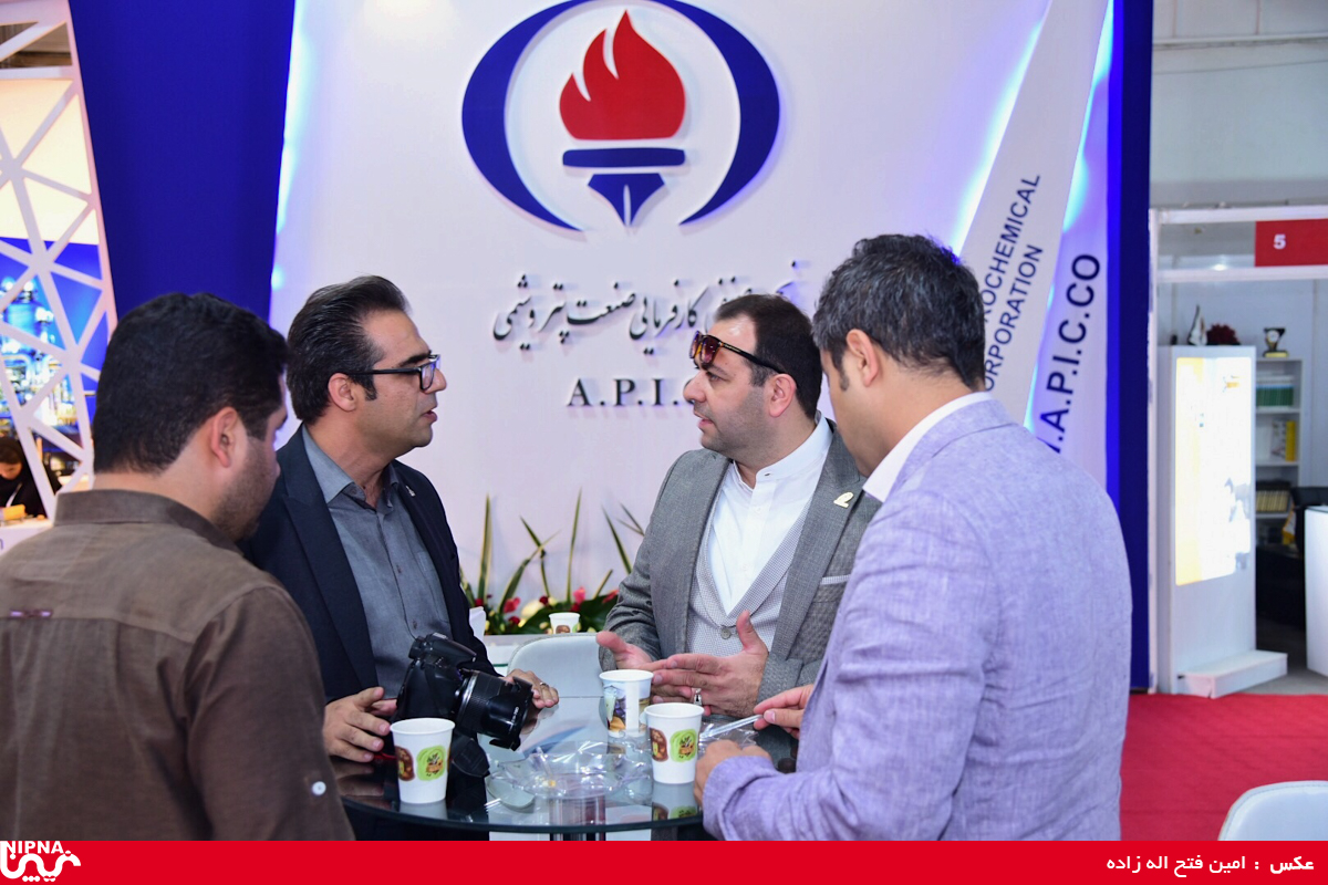 غرفه شرکت ملی صنایع پتروشیمی در سومین روز از نمایشگاه سیزدهم ایران پلاست 16