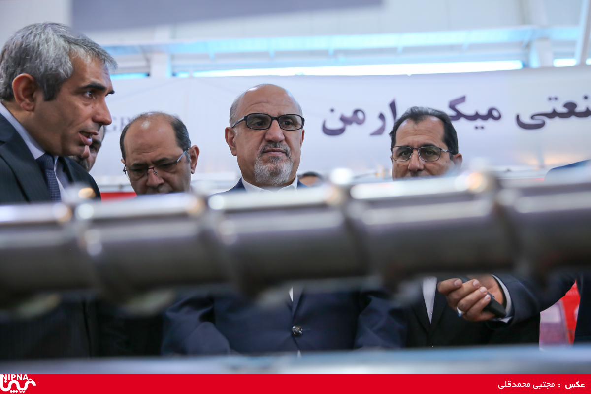 بازدید مدیرعامل شرکت ملی صنایع پتروشیمی در سومین روز از سیزدهمین نمایشگاه ایران پلاست 8