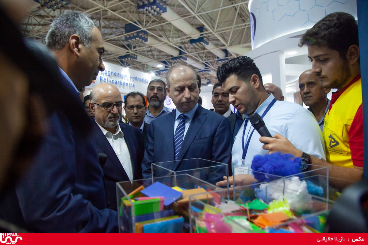 بازدید وزیر نفت و منابع معدنی سوریه از سیزدهمین نمایشگاه ایران پلاست 15