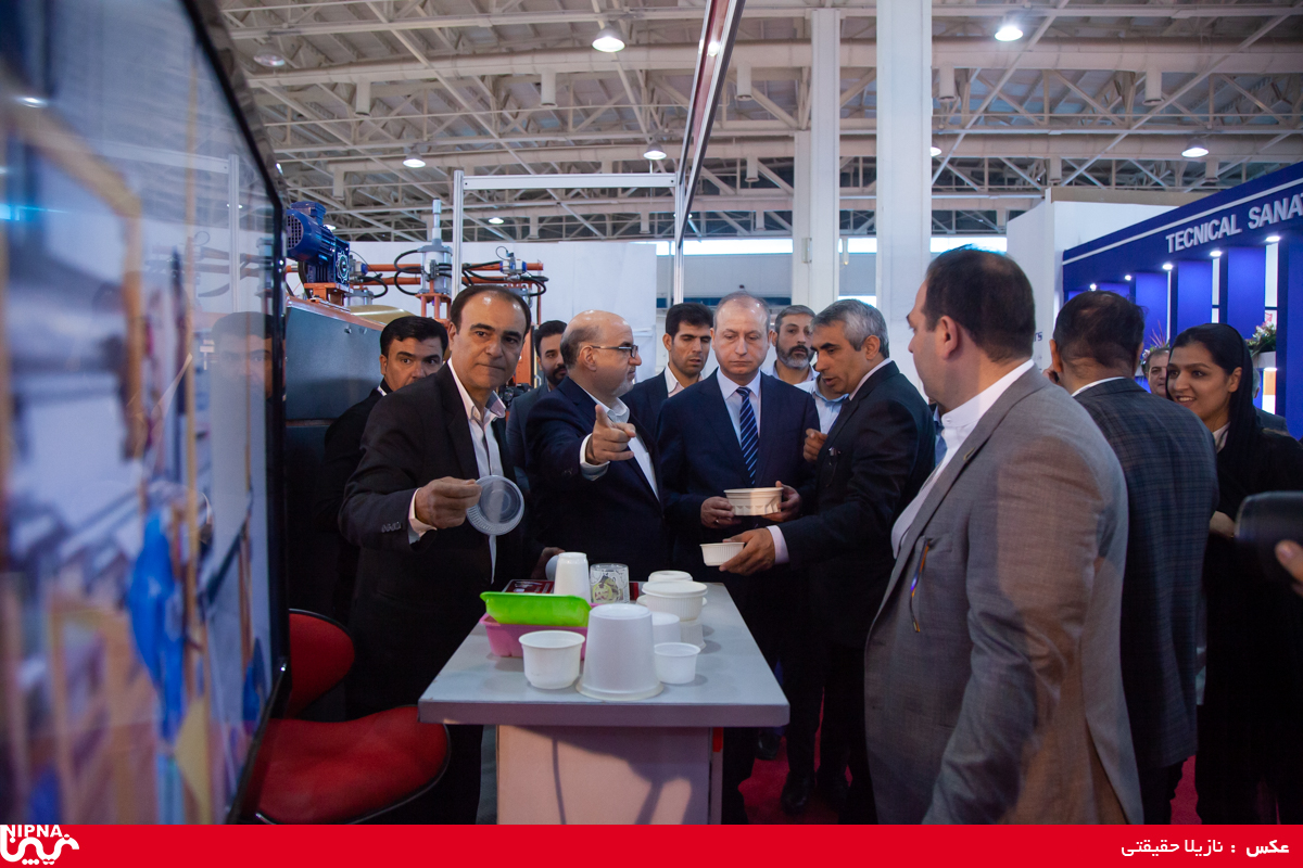بازدید وزیر نفت و منابع معدنی سوریه از سیزدهمین نمایشگاه ایران پلاست 18