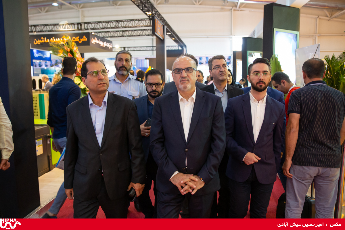 بازدید مدیرعامل شرکت ملی صنایع پتروشیمی در آخرین روز از سیزدهمین نمایشگاه ایران پلاست 2