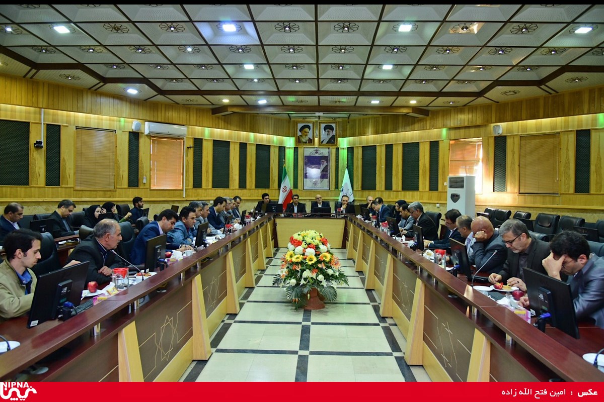 بازدید معاون وزیر نفت از مناطق پیشنهادی توسعه صنایع پتروشیمی در استان کرمانشاه  8