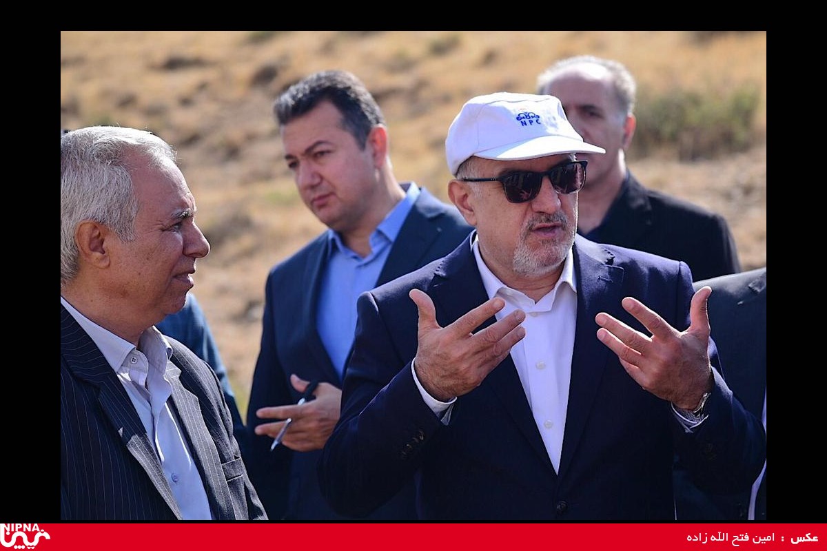 بازدید معاون وزیر نفت از مناطق پیشنهادی توسعه صنایع پتروشیمی در استان کرمانشاه  9
