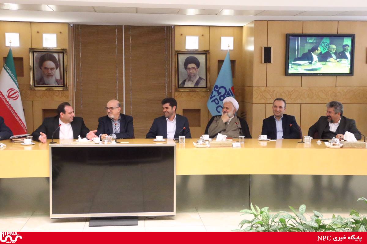 آیین تکریم ومعارفه رییس کل روابط عمومی شرکت ملی صنایع پتروشیمی 7