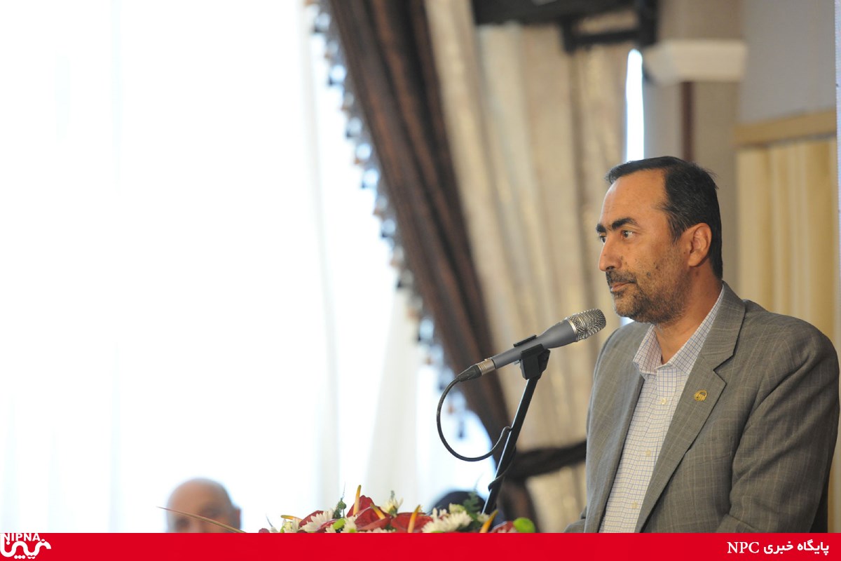 اولین روز برگزاری اجلاس مدیران عامل شرکت های تولیدی صنعت پتروشیمی در مشهد 15