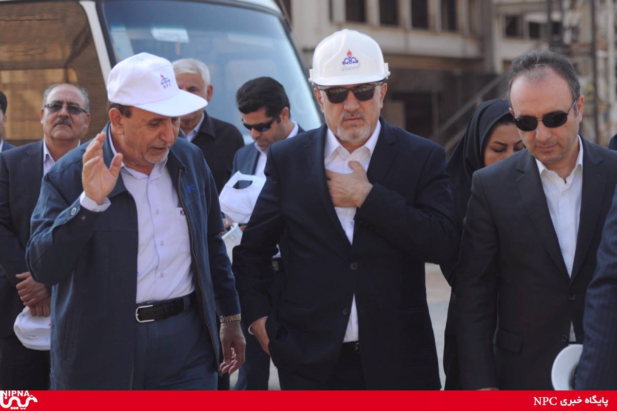 بازدید معاون وزیر و مدیر عامل شرکت ملی صنایع پتروشیمی از تاسیسات صنعت نفت در خارک 23