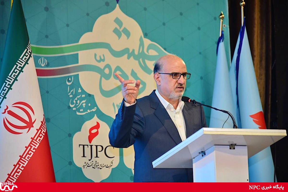 افتتاح فاز دوم پتروشیمی تخت جمشید و بازدید از شرکت پژوهش وفناوری با حضور معاون علمی و فناوری رییس جمهوری و مدیر عامل شرکت ملی صنایع پتروشیمی 16