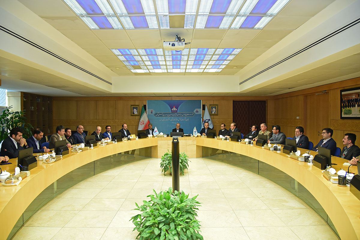 امضای قرارداد اعطای دانش فنی واحد پلی اتیلن سنگین فی مابین شرکت پژوهش و فناوری پتروشیمی و پتروشیمی تبریز 3