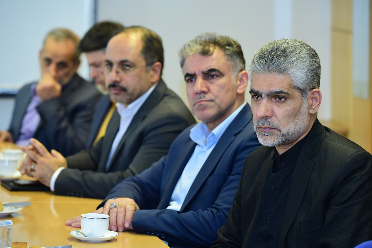 آیین تجلیل از فرزندان شهدای شاغل در شرکت ملی صنایع پتروشیمی 4