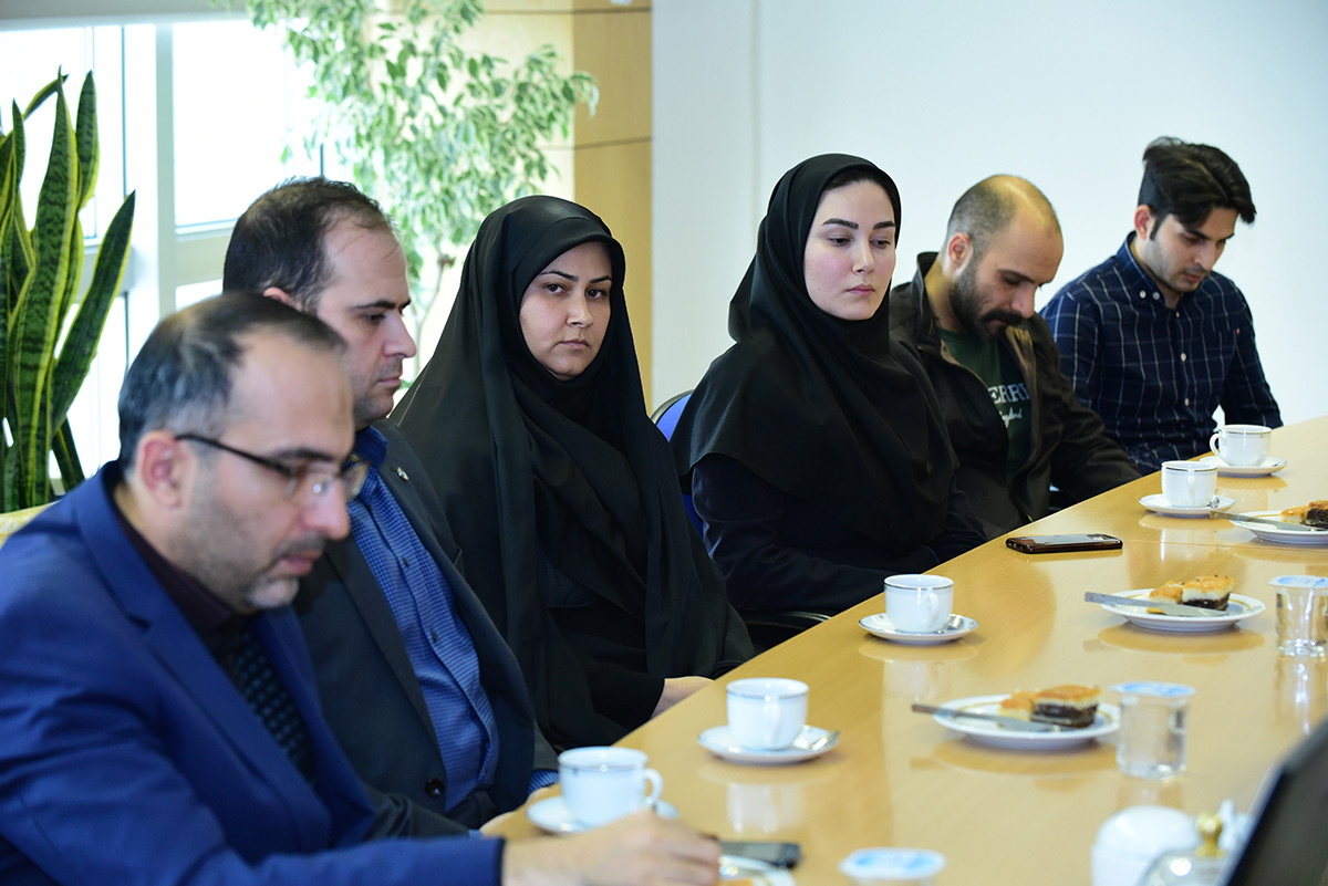 آیین تجلیل از فرزندان شهدای شاغل در شرکت ملی صنایع پتروشیمی 5