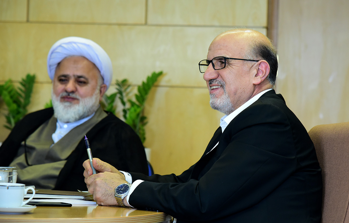 آیین تجلیل از فرزندان شهدای شاغل در شرکت ملی صنایع پتروشیمی 6