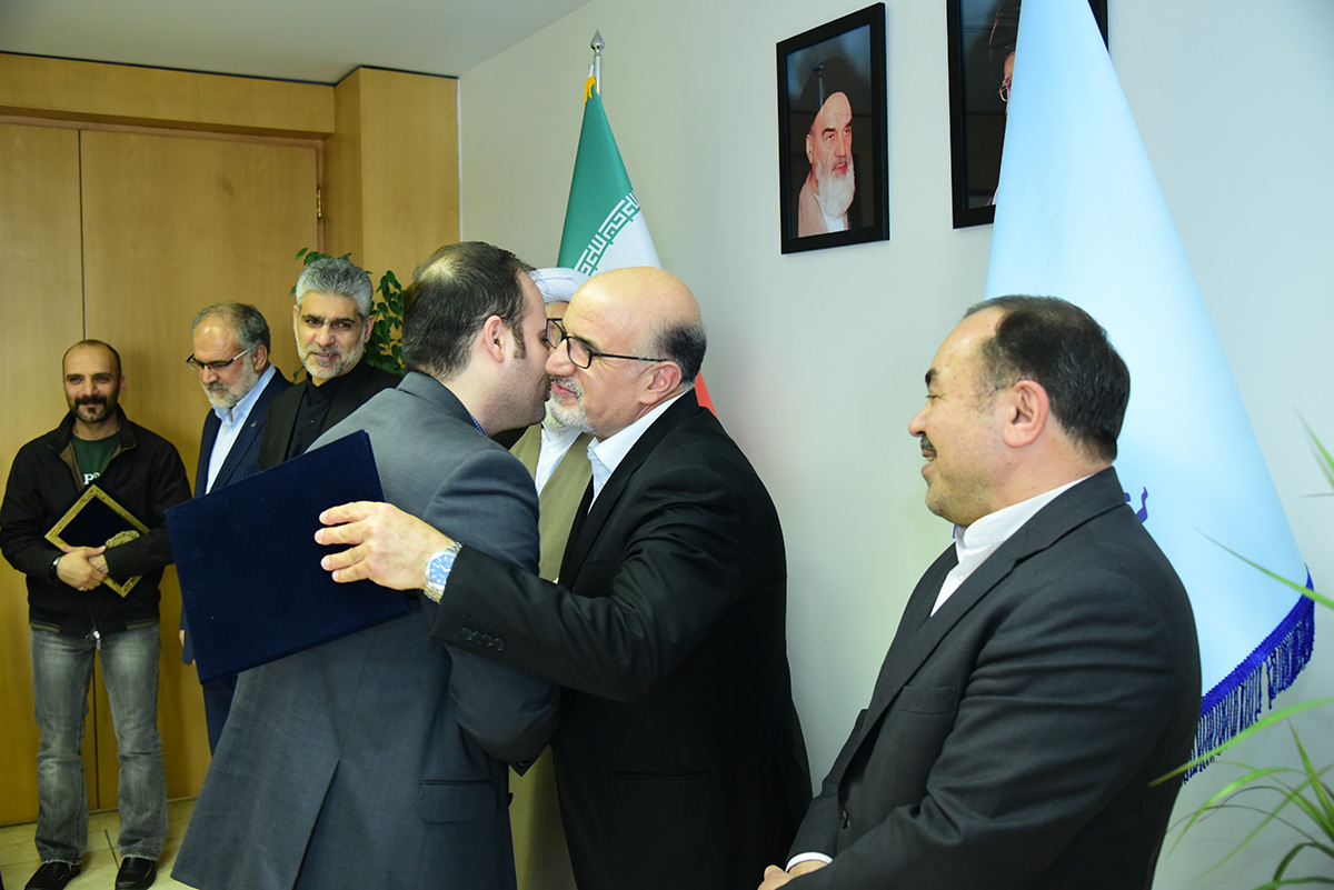 آیین تجلیل از فرزندان شهدای شاغل در شرکت ملی صنایع پتروشیمی 11