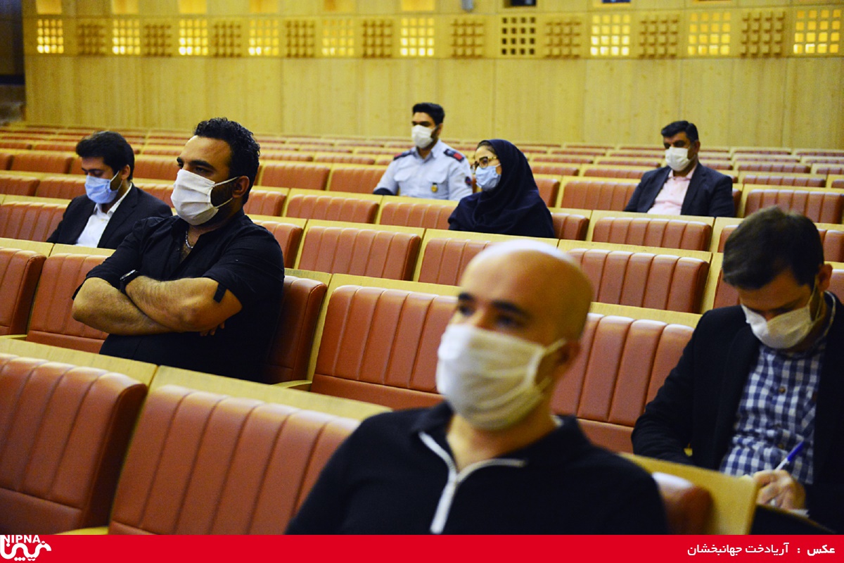 نشست خبری معاون وزیر نفت و مدیرعامل شرکت ملی صنایع پتروشیمی با اصحاب رسانه 13