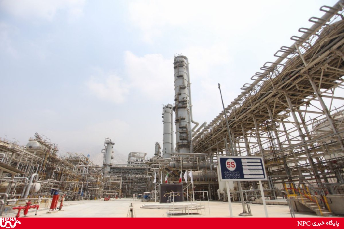 آیین بهره برداری از فاز اول پتروشیمی بوشهر 12