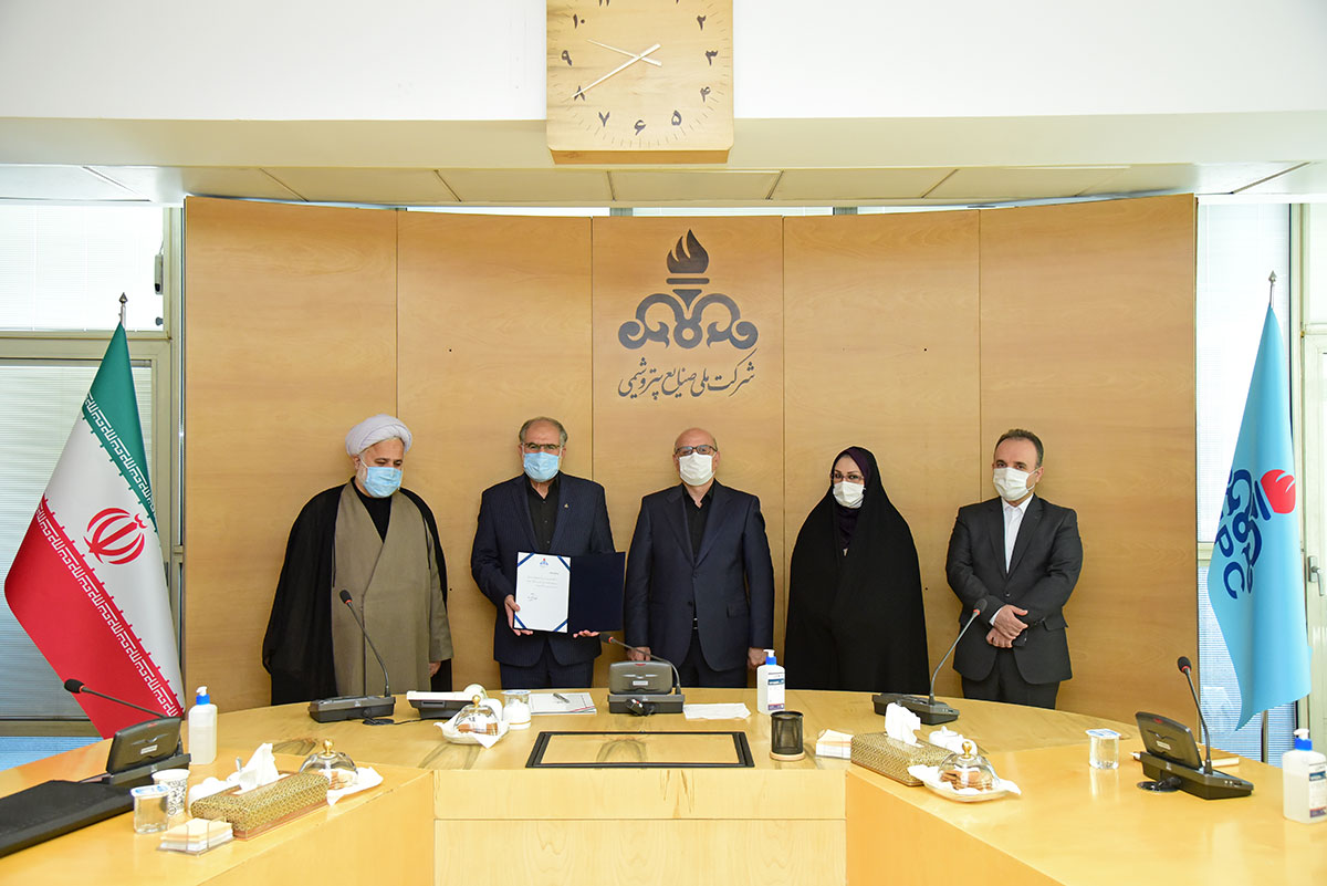 تکریم و معارفه مدیر طرح های شرکت ملی صنایع پتروشیمی 7