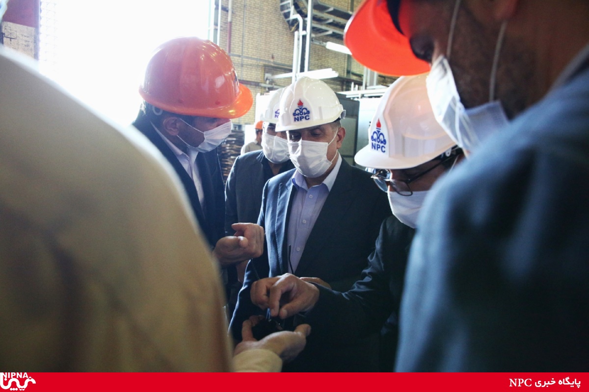 بازدید معاون وزیر نفت در امور پتروشیمی از مرکز اراک شرکت پژوهش و فناوری پتروشیمی 17