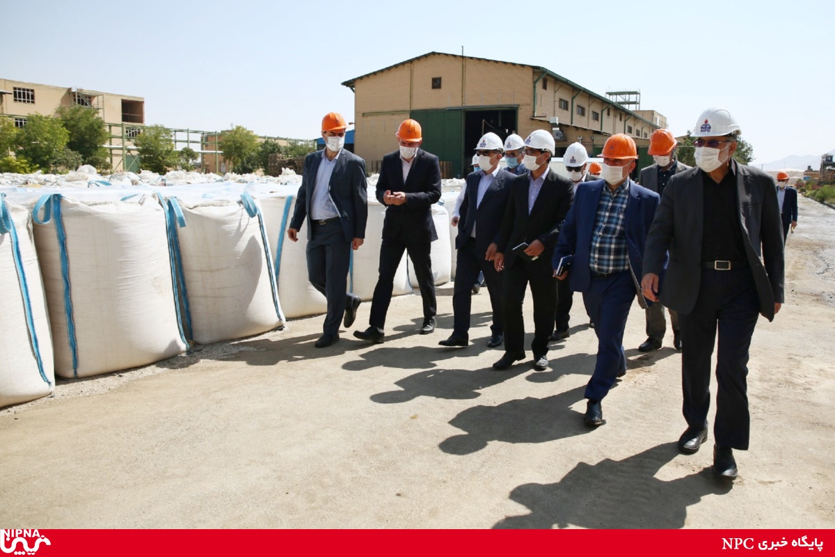 بازدید معاون وزیر نفت در امور پتروشیمی از مرکز اراک شرکت پژوهش و فناوری پتروشیمی 18