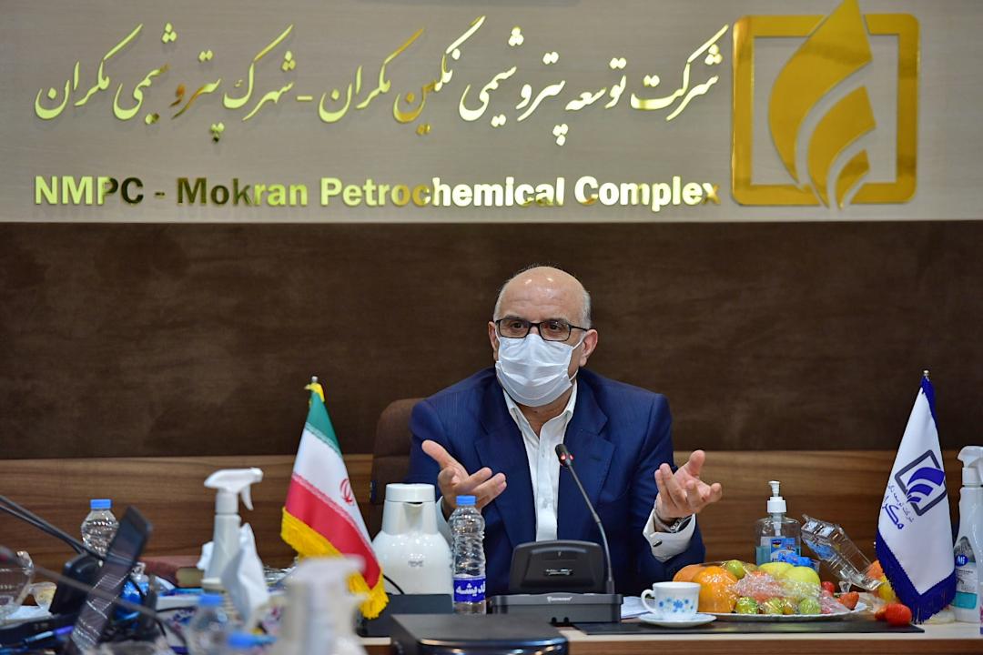 بازدید معاون وزیر نفت و مدیرعامل شرکت ملی صنایع پتروشیمی از طرح‌های توسعه‌ای صنعت پتروشیمی در منطقه مکران 4