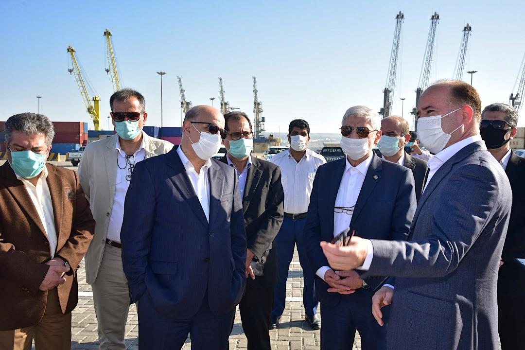 بازدید معاون وزیر نفت و مدیرعامل شرکت ملی صنایع پتروشیمی از طرح‌های توسعه‌ای صنعت پتروشیمی در منطقه مکران 12