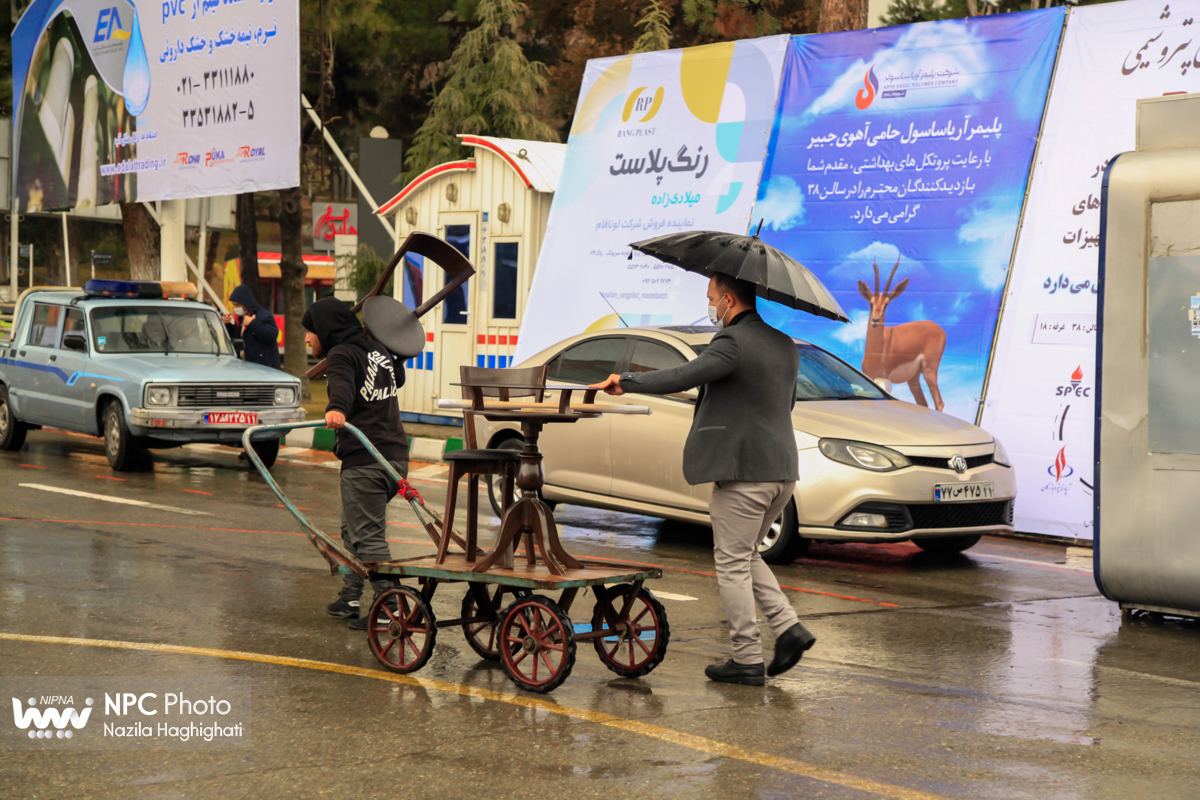 حاشیه روز اول چهاردهمین نمایشگاه بین المللی ایران پلاست - 2 6