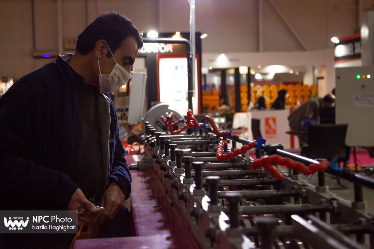 حاشیه روز اول چهاردهمین نمایشگاه بین المللی ایران پلاست - 3 28