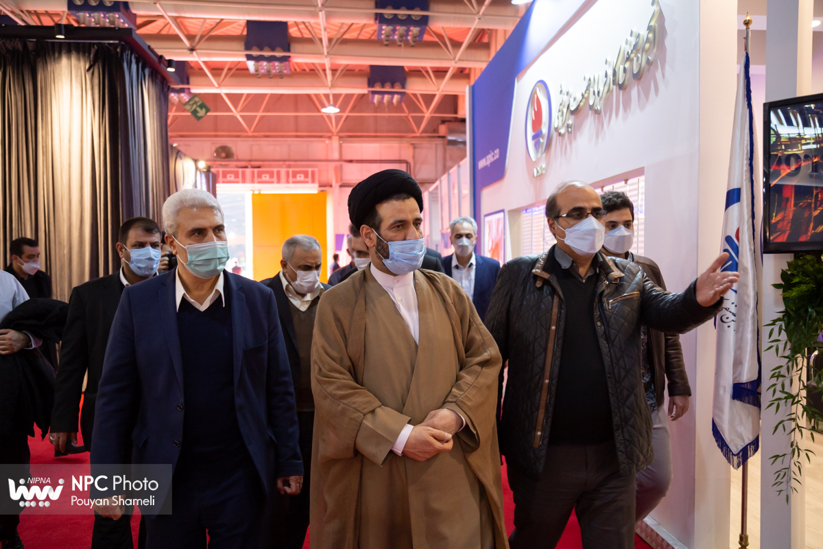 بازدید نمایندگان مجلس از چهاردهمین نمایشگاه بین المللی ایران پلاست 11