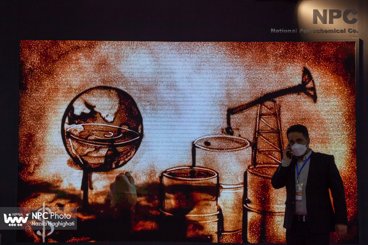 حاشیه روز دوم چهاردهمین نمایشگاه بین المللی ایران پلاست - 2 13