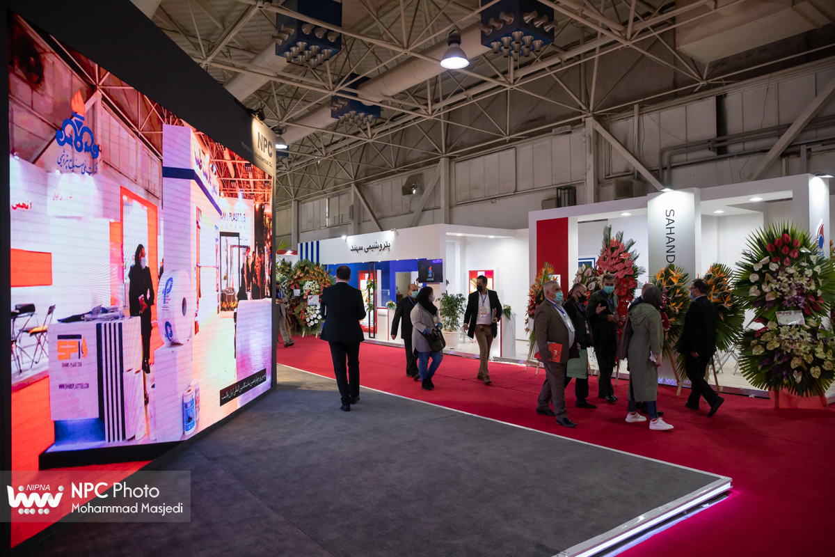 غرفه شرکت ملی صنایع پتروشیمی در سومین روز از چهاردهمین نمایشگاه بین المللی ایران پلاست - 2 9