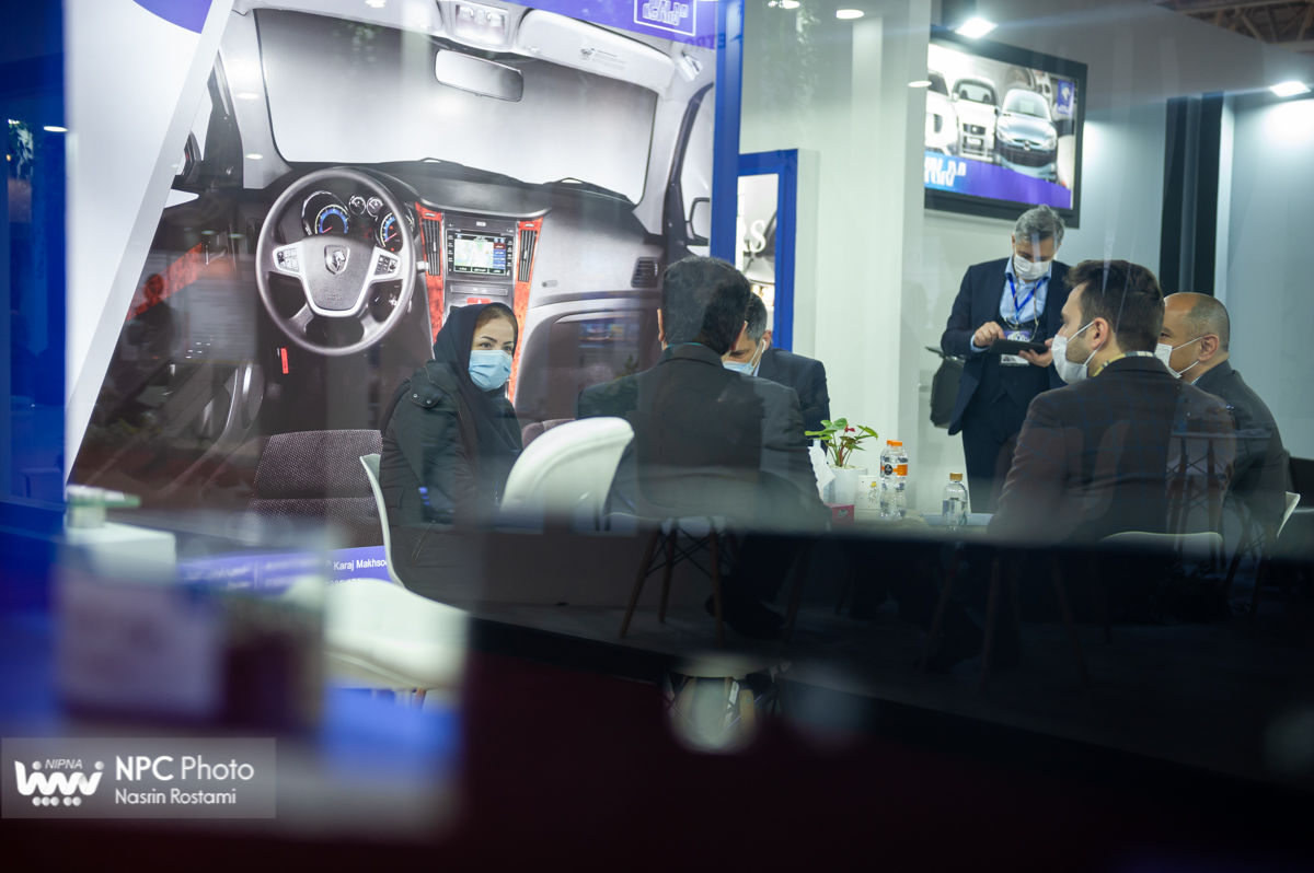 حاشیه روز سوم چهاردهمین نمایشگاه بین المللی ایران پلاست - 2 14