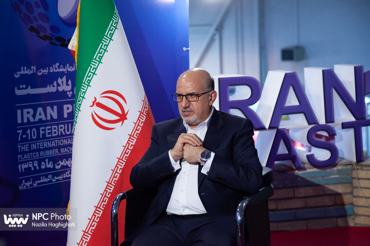 حضور مدیرعامل شرکت ملی صنایع پتروشیمی در ستاد خبری چهاردهمین نمایشگاه بین المللی ایران پلاست 1