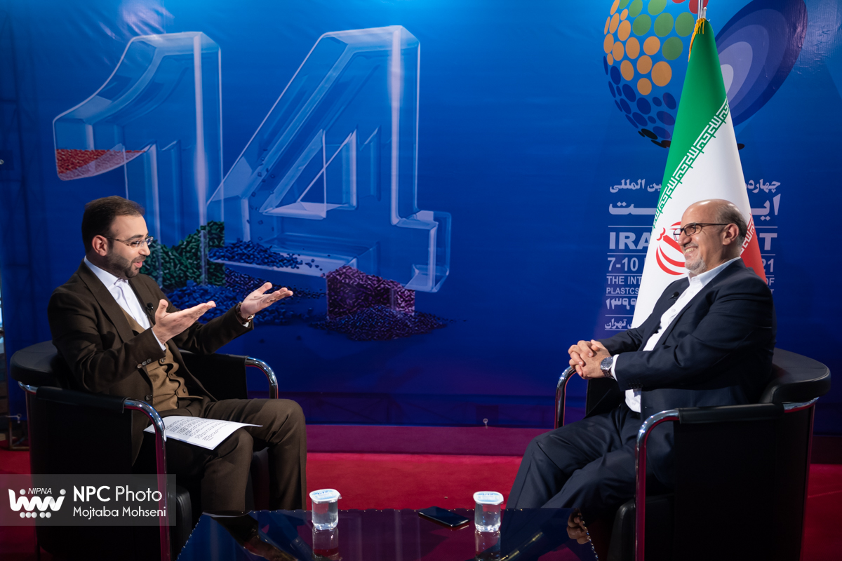 حضور مدیرعامل شرکت ملی صنایع پتروشیمی در ستاد خبری چهاردهمین نمایشگاه بین المللی ایران پلاست 6