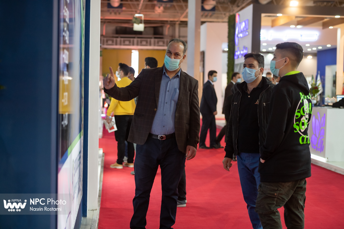 سالن 38 در چهارمین روز از چهاردهمین نمایشگاه بین المللی ایران پلاست 25