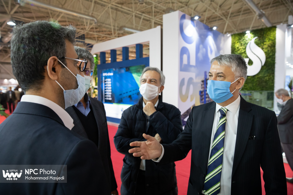 بازدید سفیر صربستان از چهاردهمین نمایشگاه بین المللی ایران پلاست 10