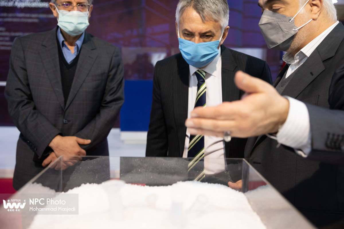 بازدید سفیر صربستان از چهاردهمین نمایشگاه بین المللی ایران پلاست 13