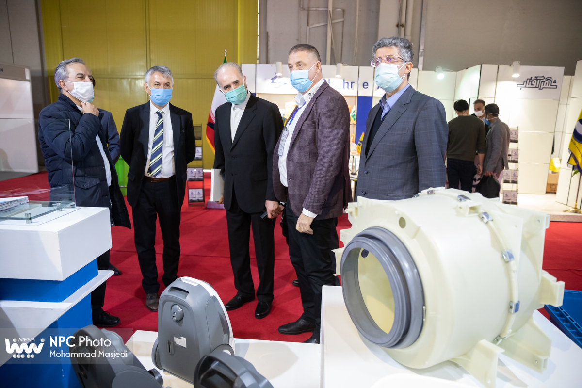 بازدید سفیر صربستان از چهاردهمین نمایشگاه بین المللی ایران پلاست 17