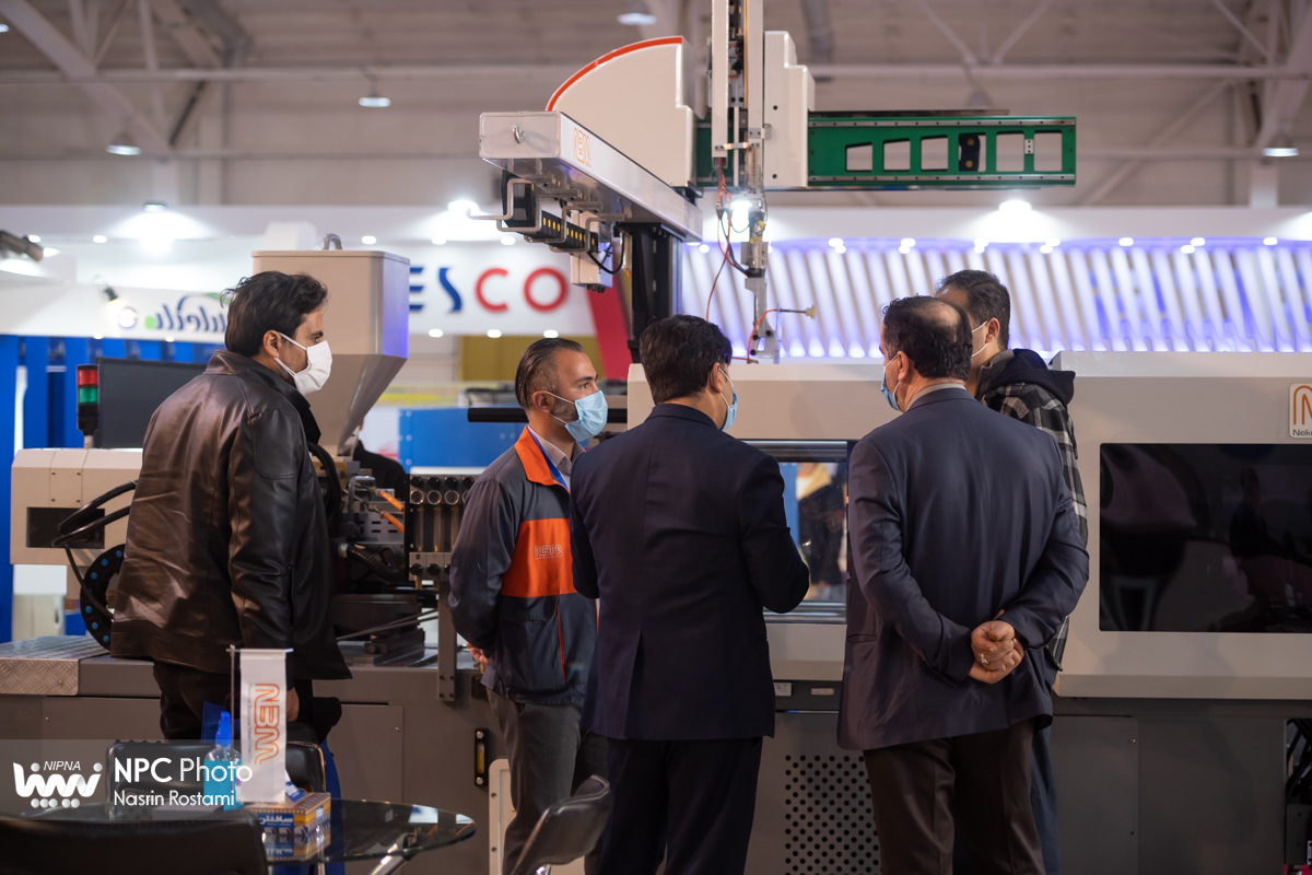 سالن 38B در چهارمین روز از چهاردهمین نمایشگاه بین المللی ایران پلاست 1