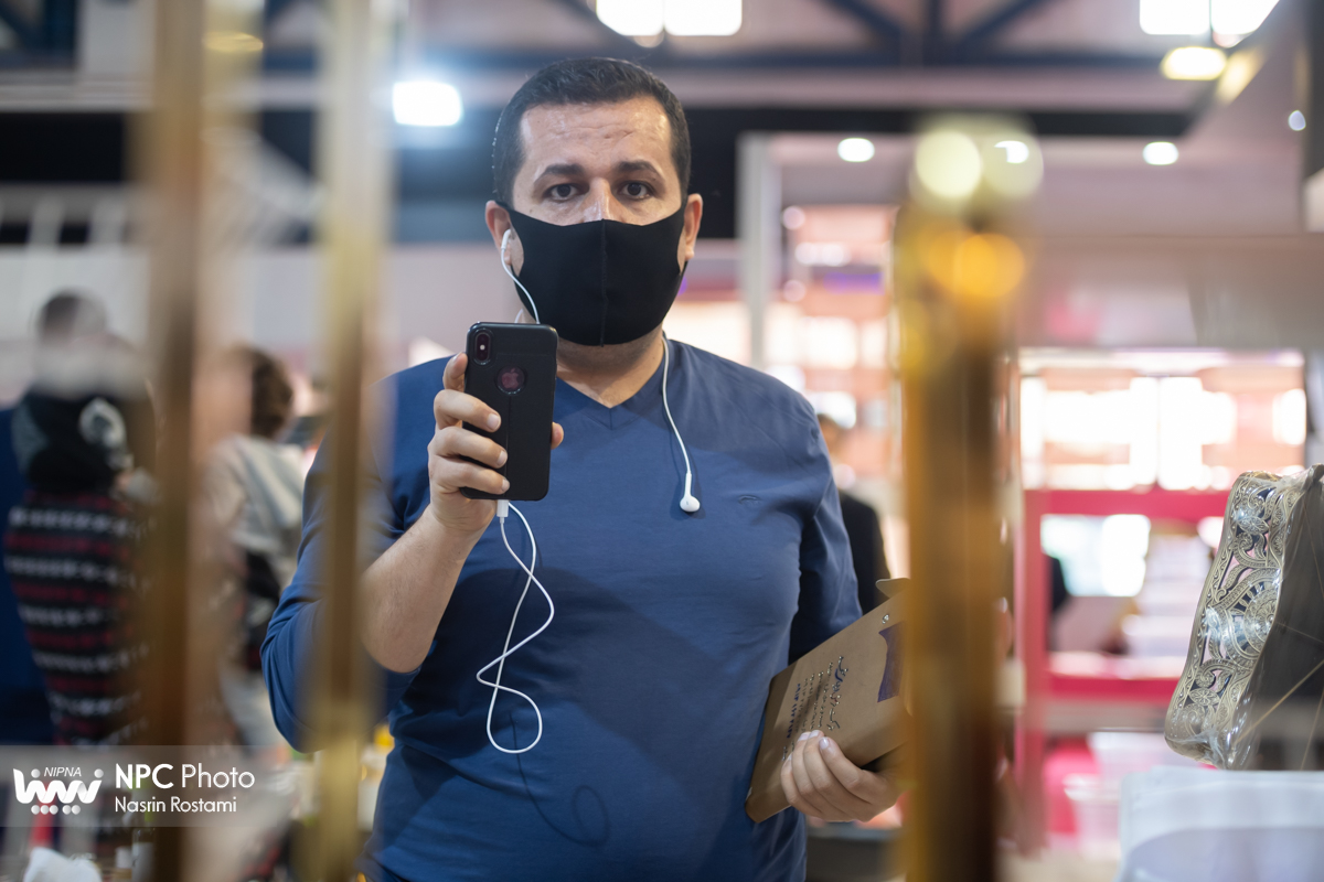 سالن 44 در چهارمین روز از چهاردهمین نمایشگاه بین المللی ایران پلاست 5