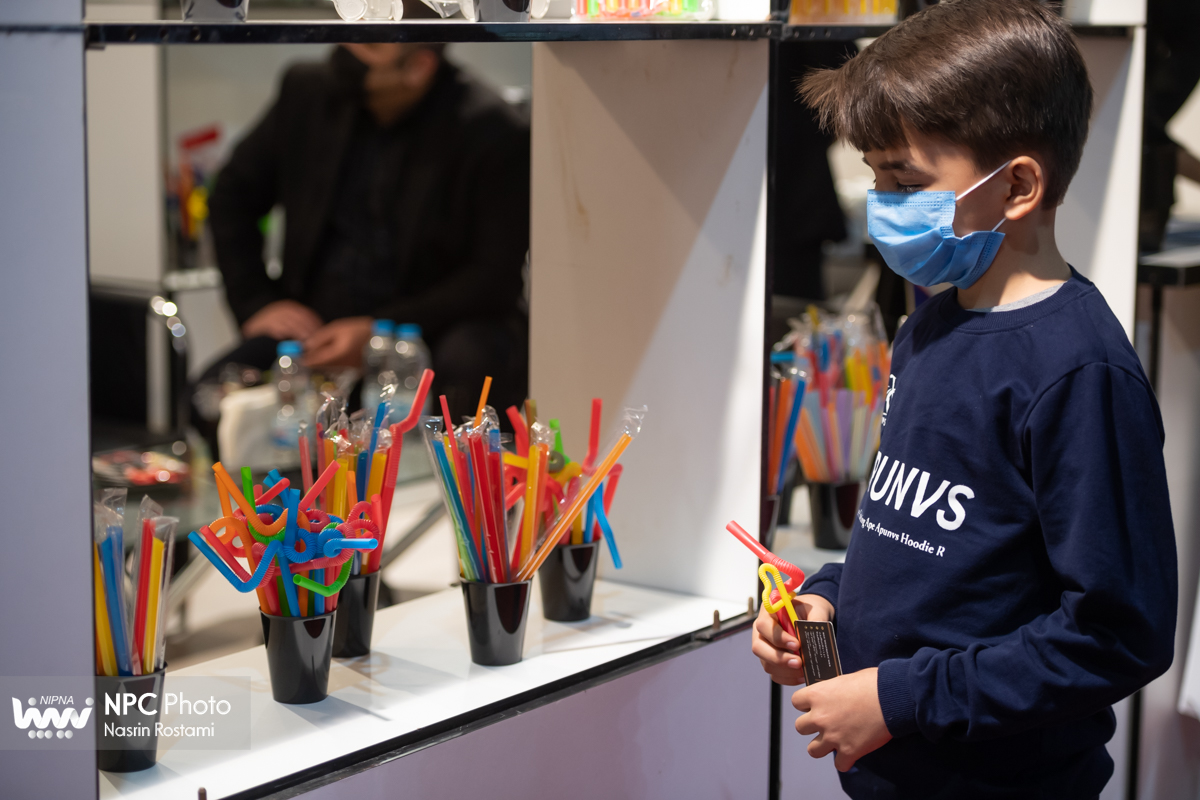 سالن 44 در چهارمین روز از چهاردهمین نمایشگاه بین المللی ایران پلاست 11