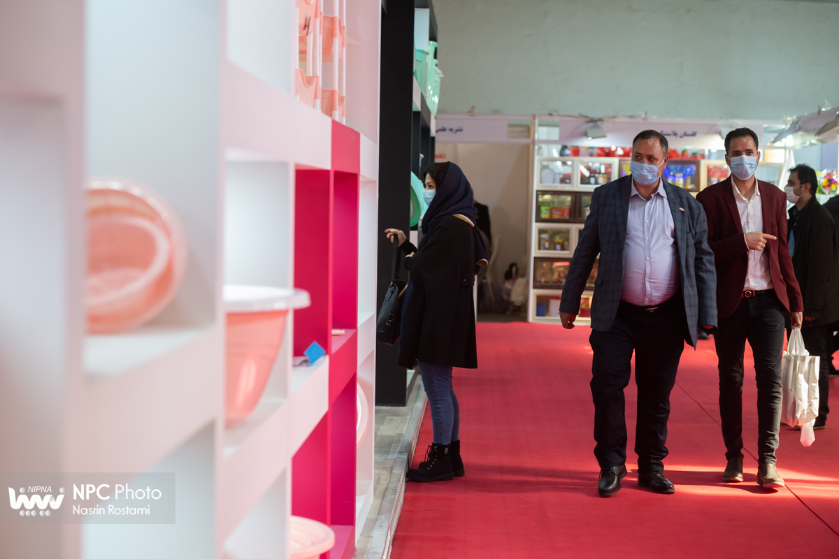 سالن 44 در چهارمین روز از چهاردهمین نمایشگاه بین المللی ایران پلاست 16