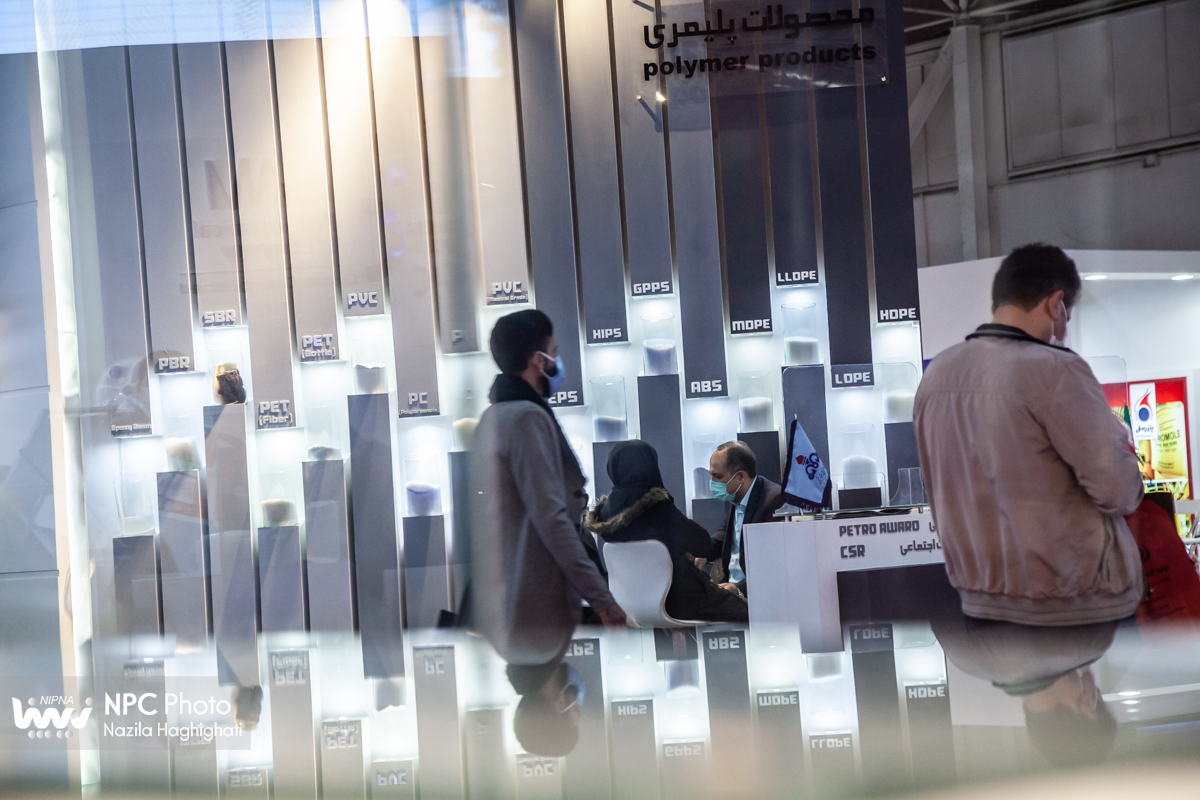 غرفه شرکت ملی صنایع پتروشیمی در چهارمین روز از چهاردهمین نمایشگاه بین المللی ایران پلاست  8